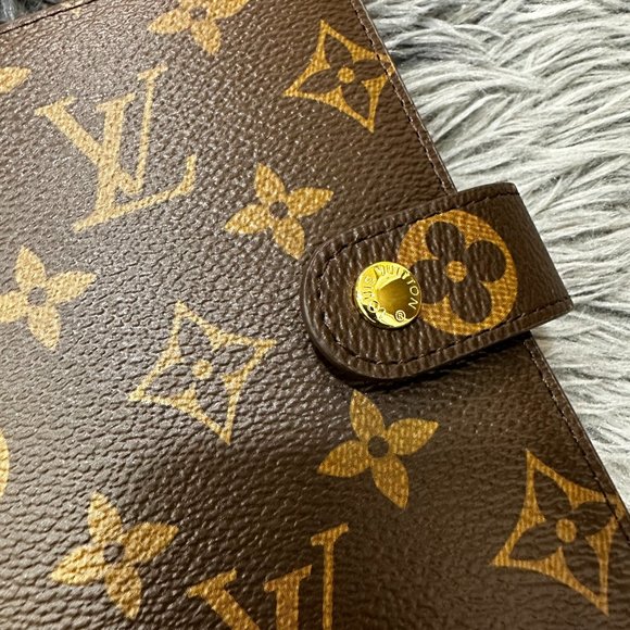 LV Notebook - Picture 3 of 7